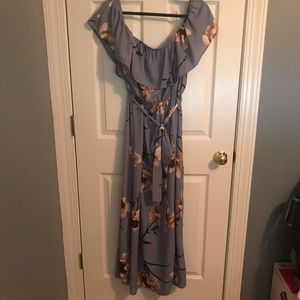 NWOT Off Shoulder Maxi Dress